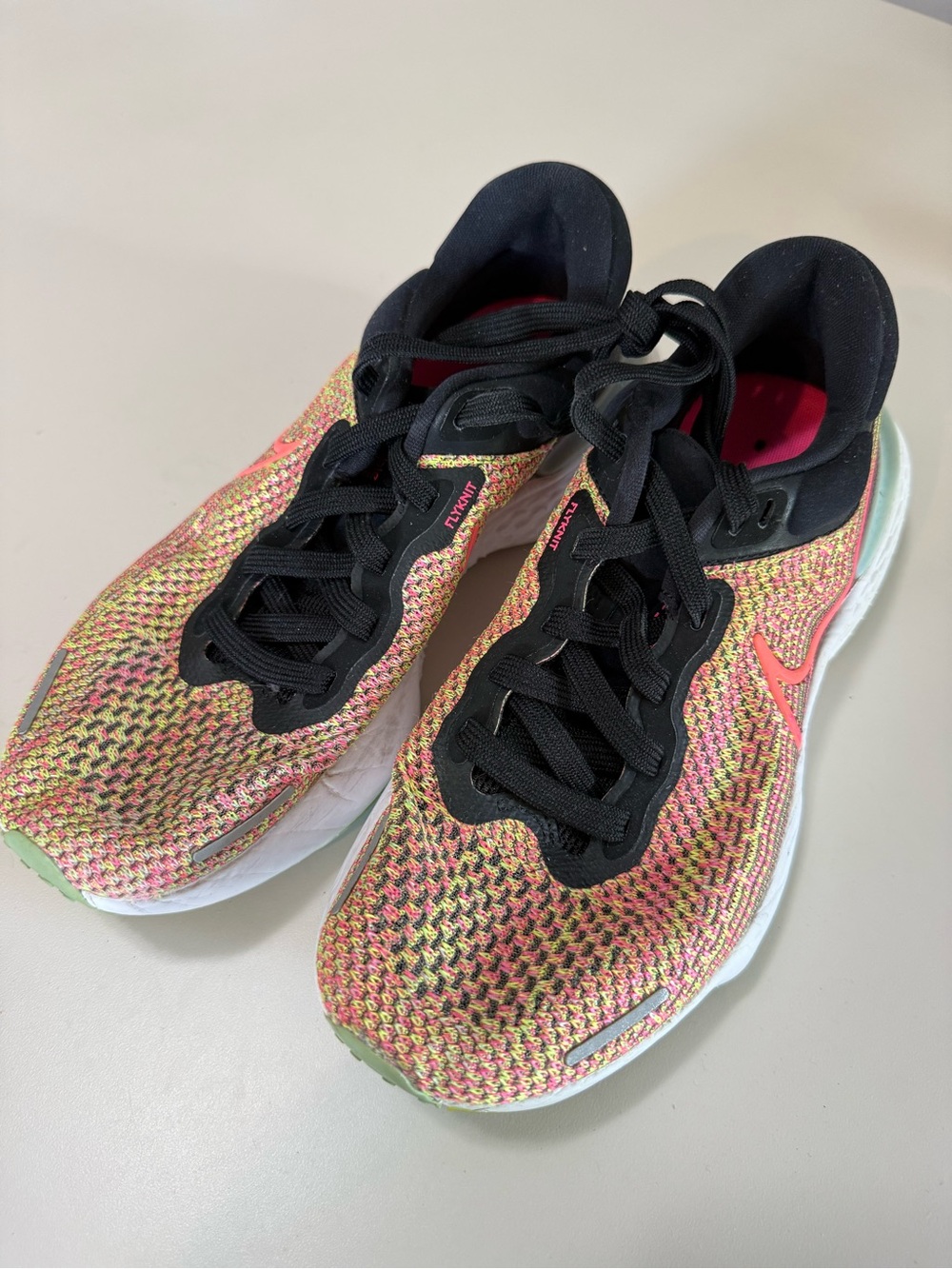 Nike ZoomX Invincible Run Flyknit FK Volt Mango Black, SIZE 8.5 US